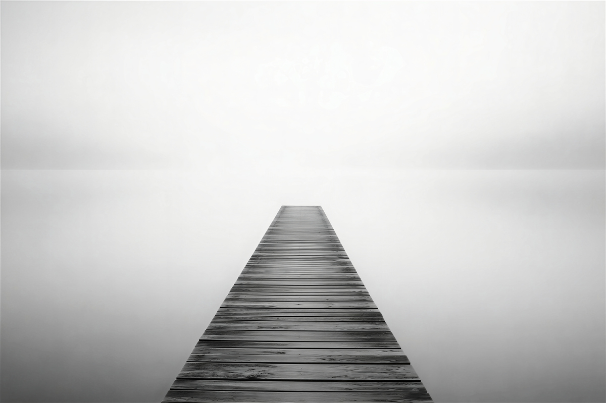 Fototapeten Steg im Nebel Minimalismus